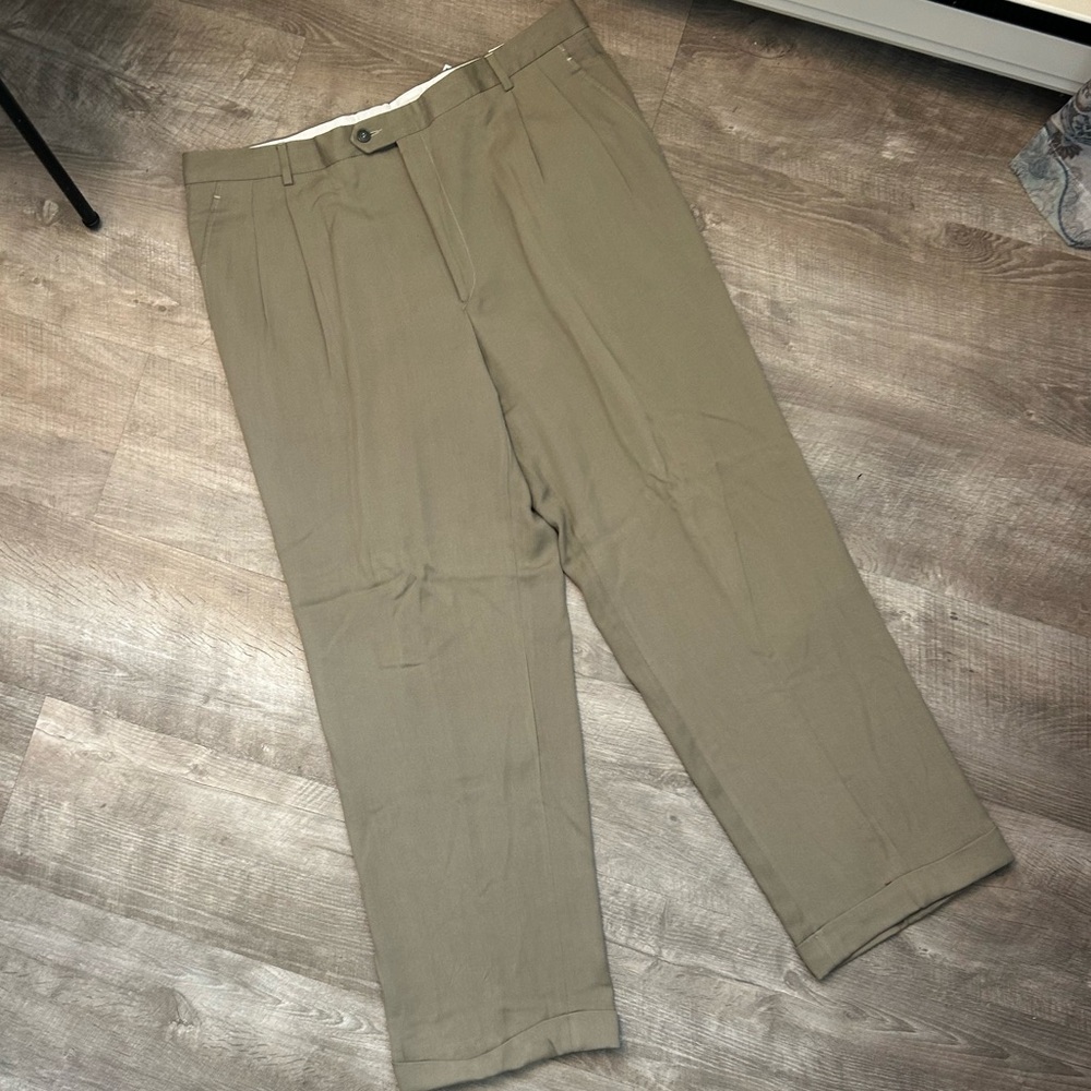 NWT Oxford Pleat Pants | Bill Blass